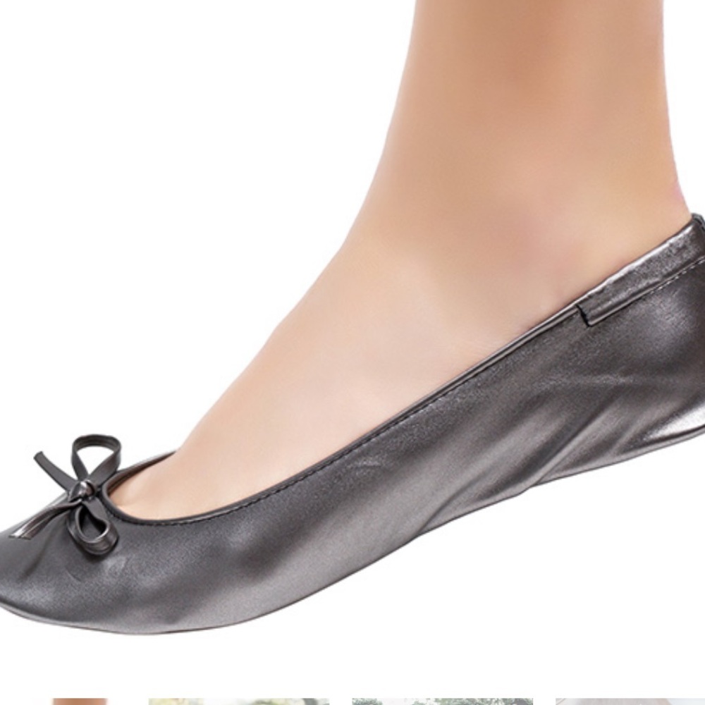 Silver Ballet Flats Shoes Size 7 Metallic Foldable Slippers Capelli of New York